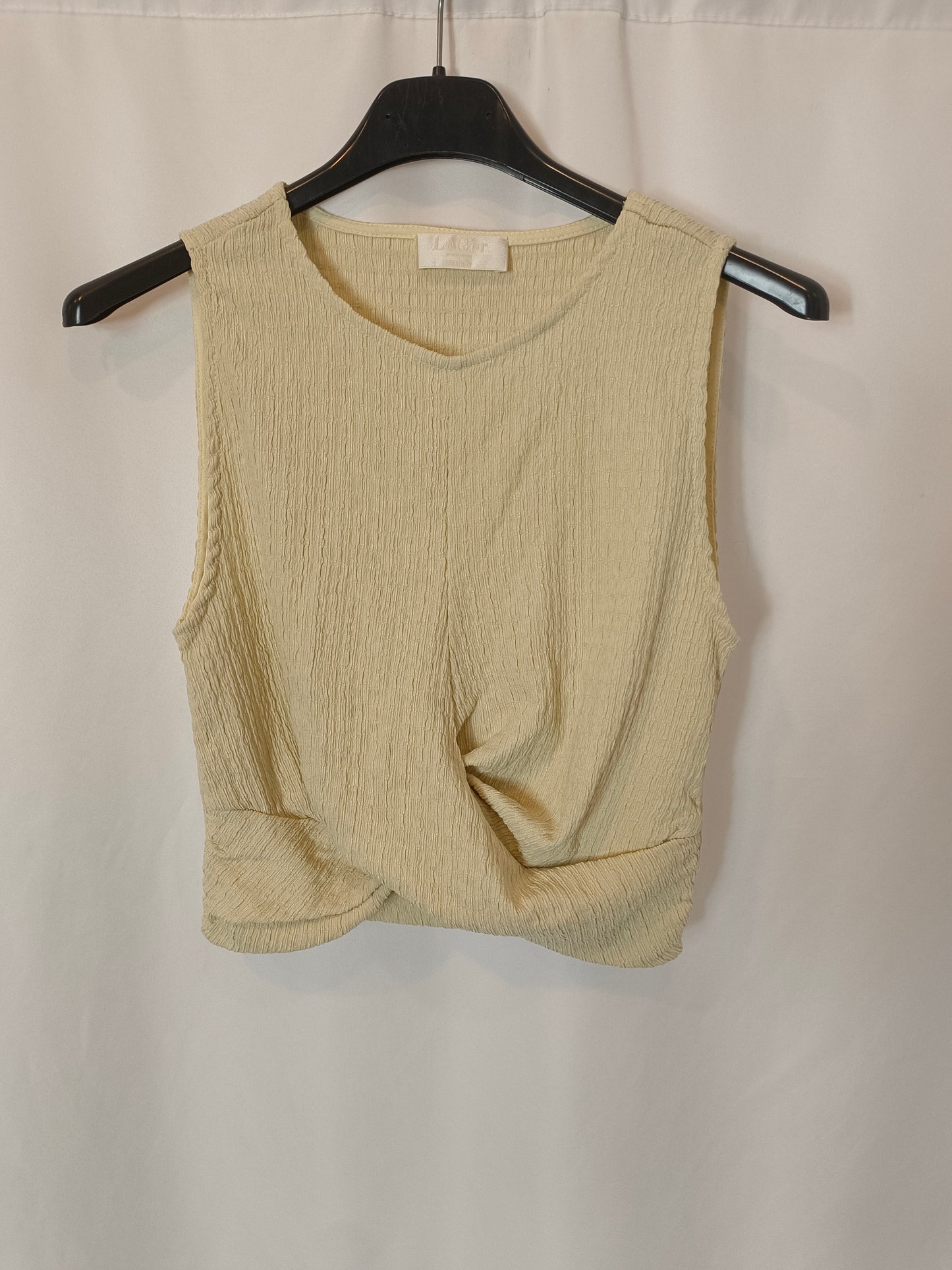 LEGER. Top beige textura T.34