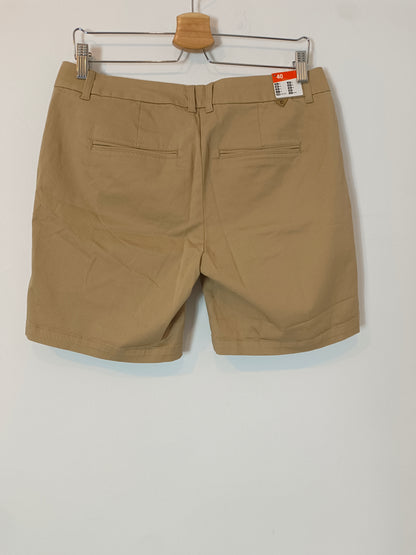 DECATHLON. Pantalón corto beige T.40