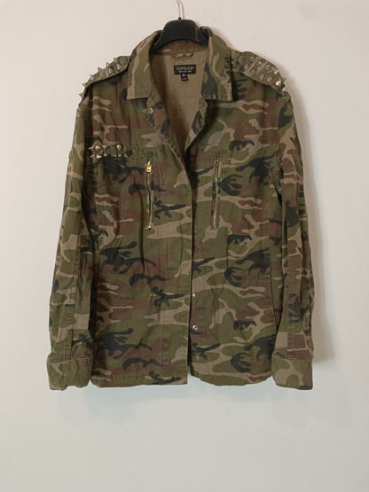 TOPSHOP. Chaqueta camuflaje verde T.38