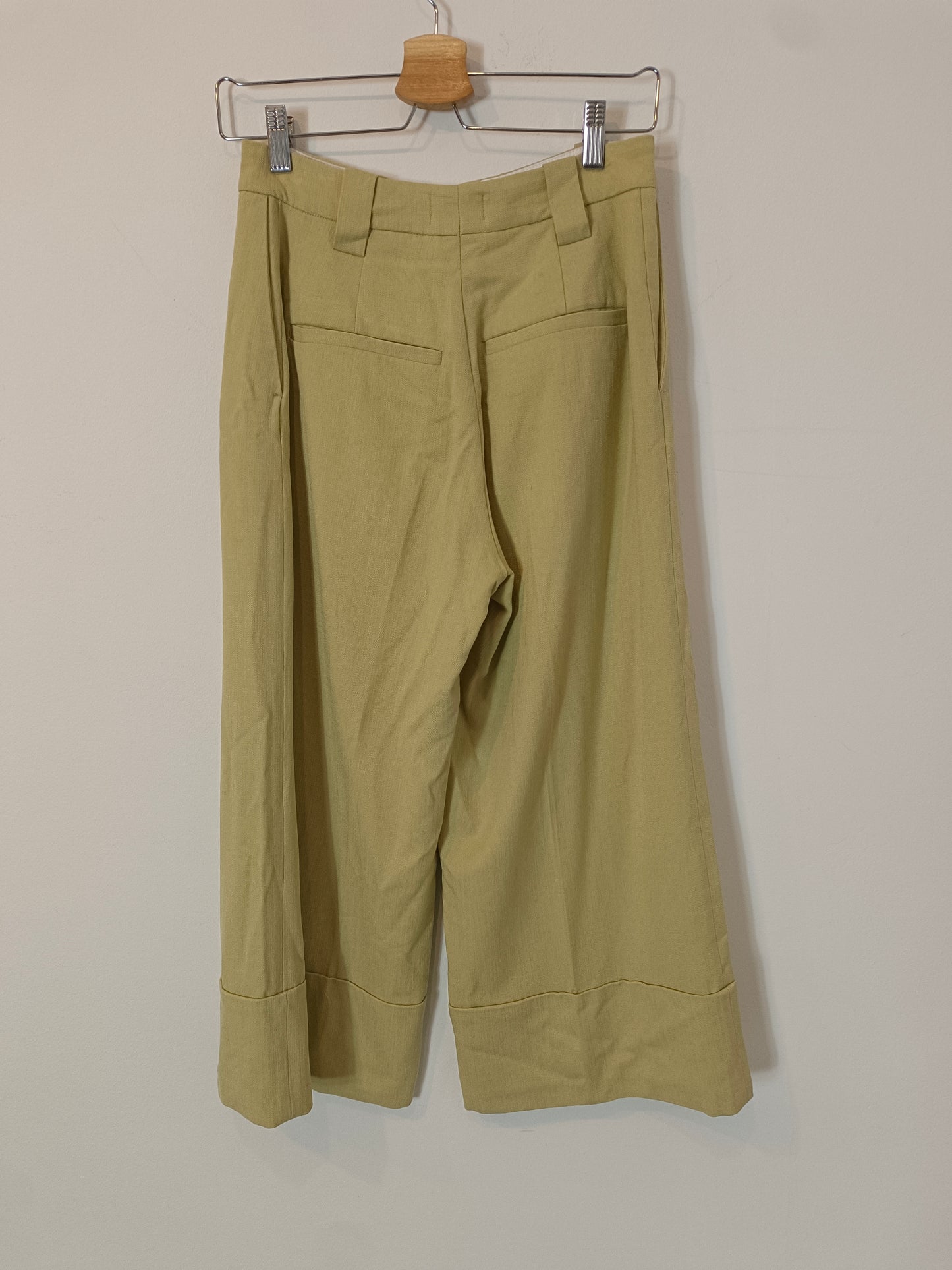 BAUM UND PFERDGARTEN. Pantalón fluido culotte T.38