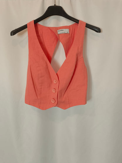 BERSHKA. Croptop coral abotonado  T.xs