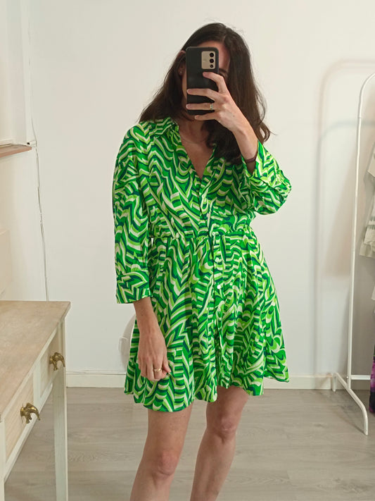 ZARA. Vestido corto verde T.s