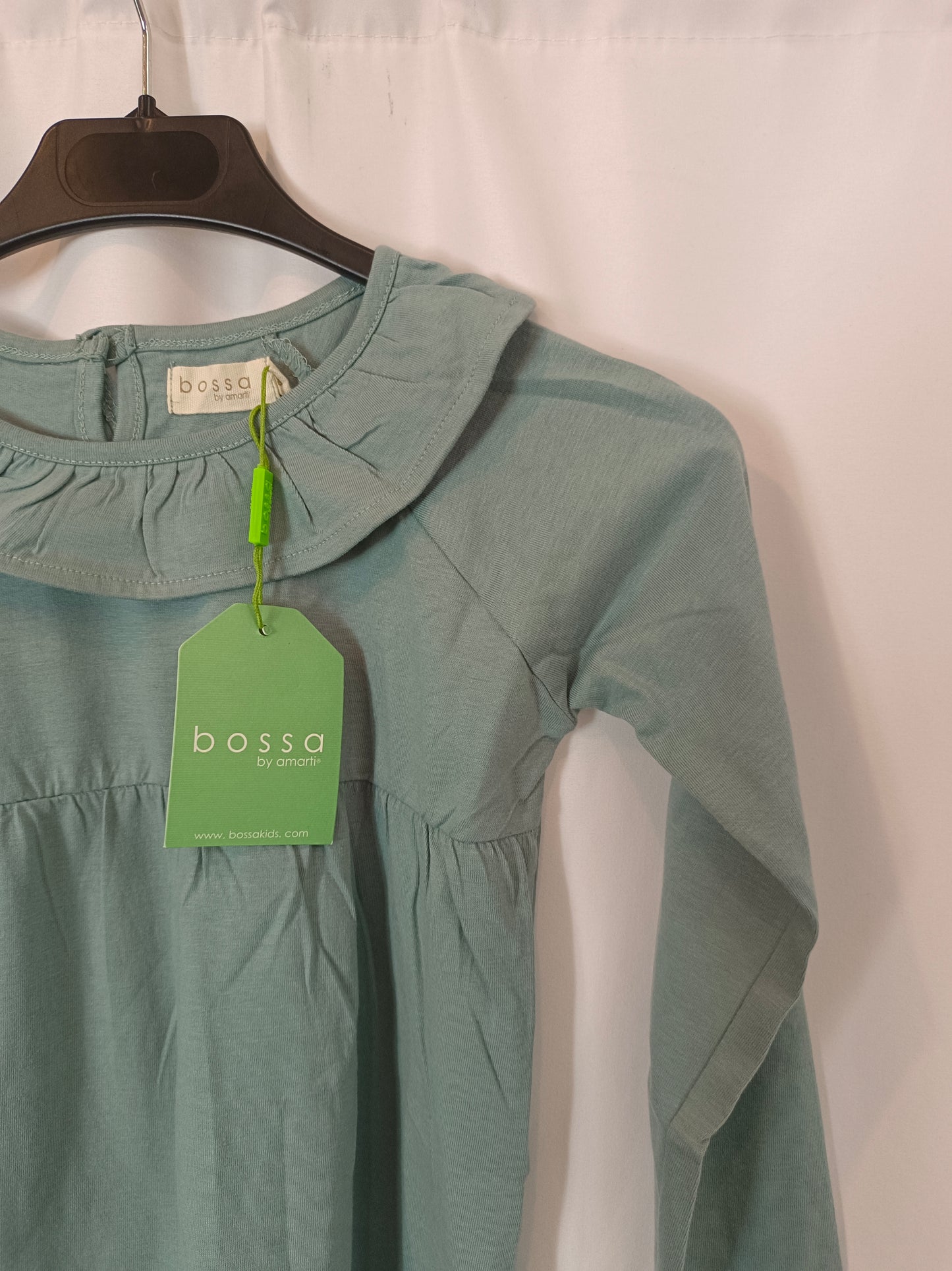 BOSSA KIDS. Camiseta verde T.8 años