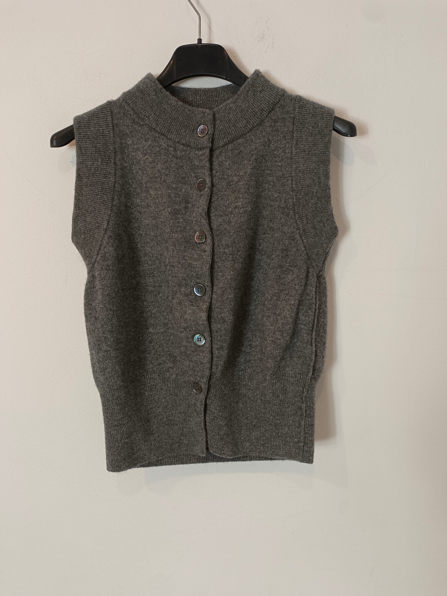 MASSIMO DUTTI. Chaleco/top gris cashmere T.xs