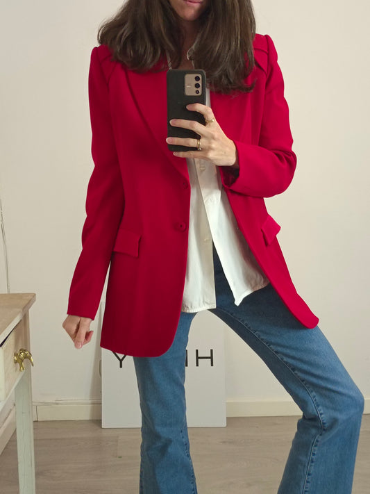 ROBERTO TORRETTA. Blazer roja hombreras solapa satinada. T 40