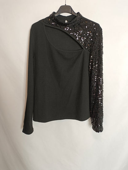 SHEIN. Top negro lentejuelas T.xl