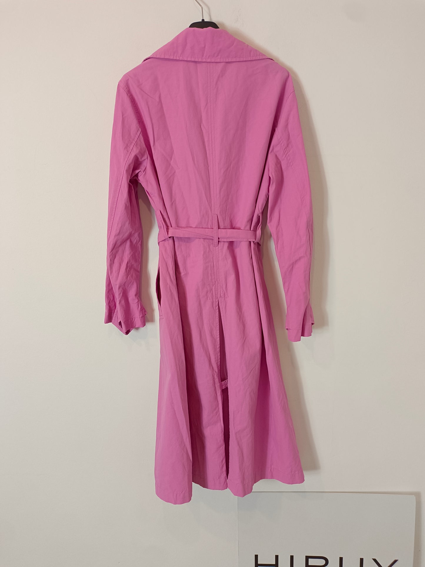 ZARA. Gabardina larga rosa T.xs