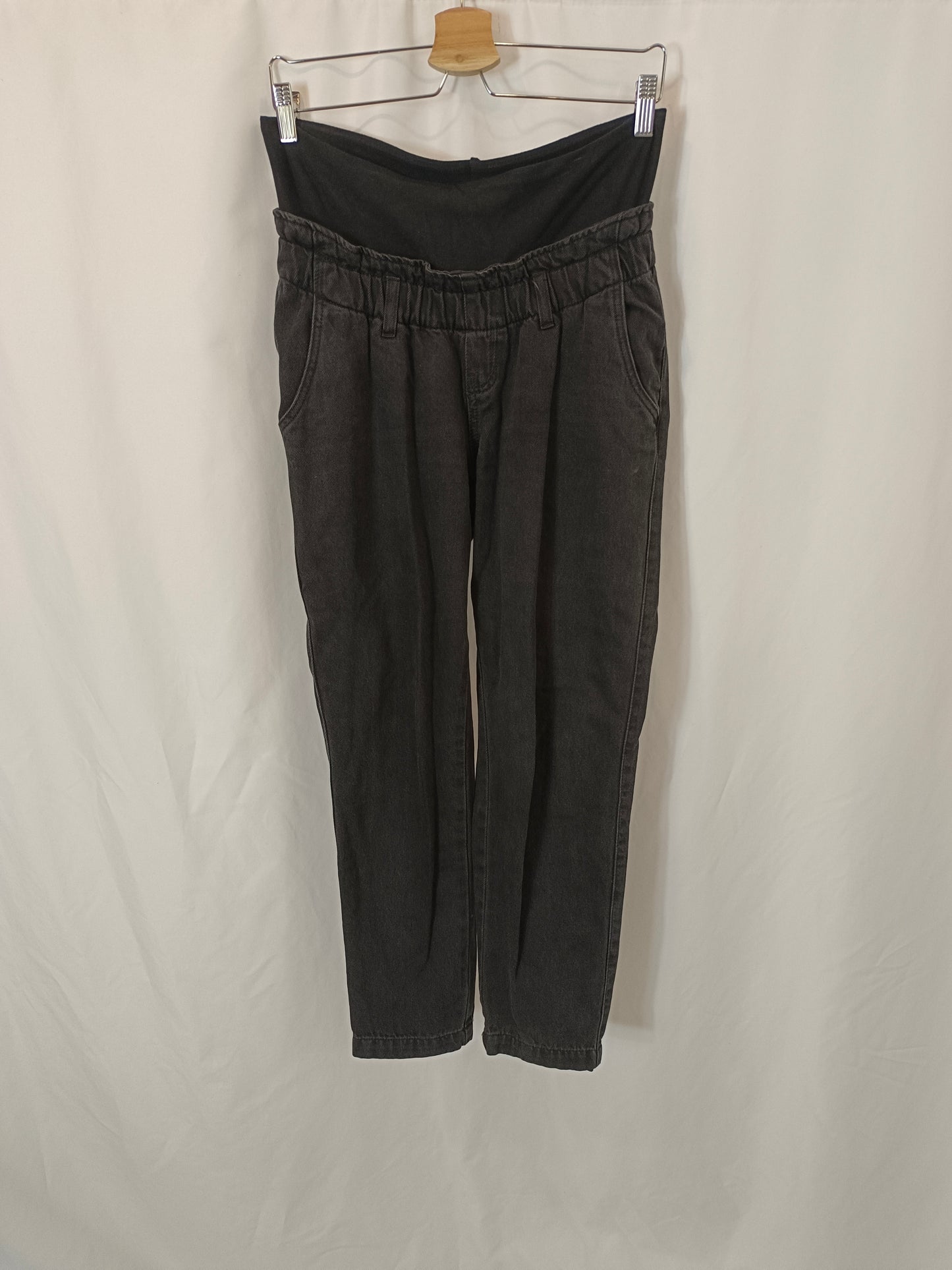 H&M. Pantalón negro premama T.s