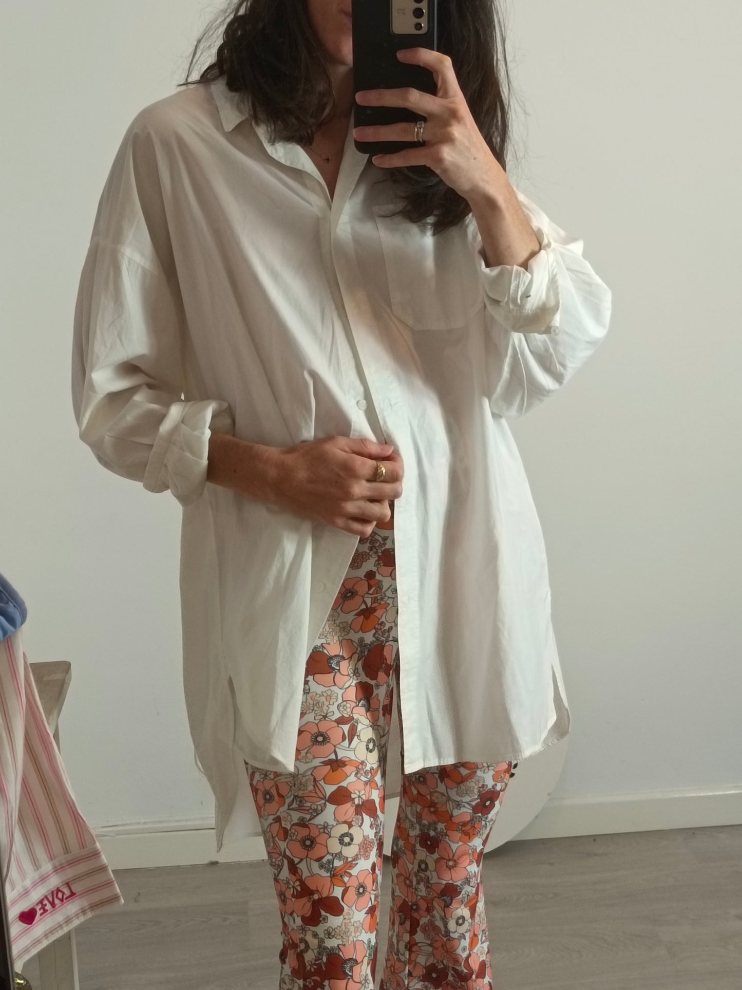 STRADIVARIUS. camisa/vestido blanco oversized T.Xs