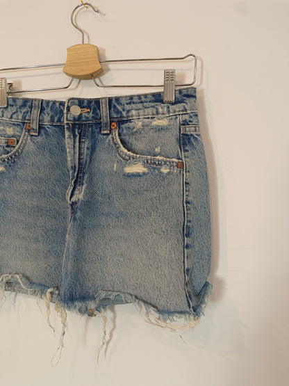 ZARA. Falda denim corta T.xs