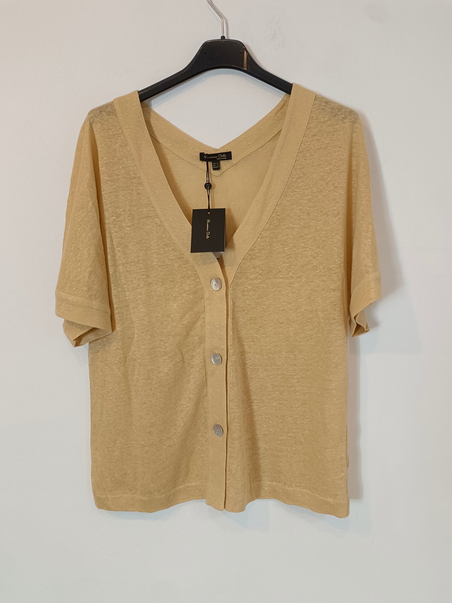 MASSIMO DUTTI. Top beige abotonado T.xs