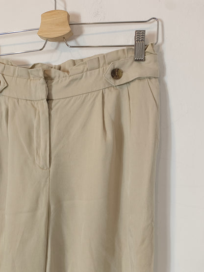 NAF NAF. Pantalón beige fluido  T.38