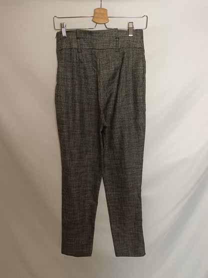 NAFNAF. Pantalón cuadros gris T.34