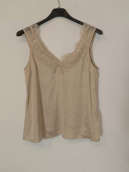 H&M. Top lencero beige T.34