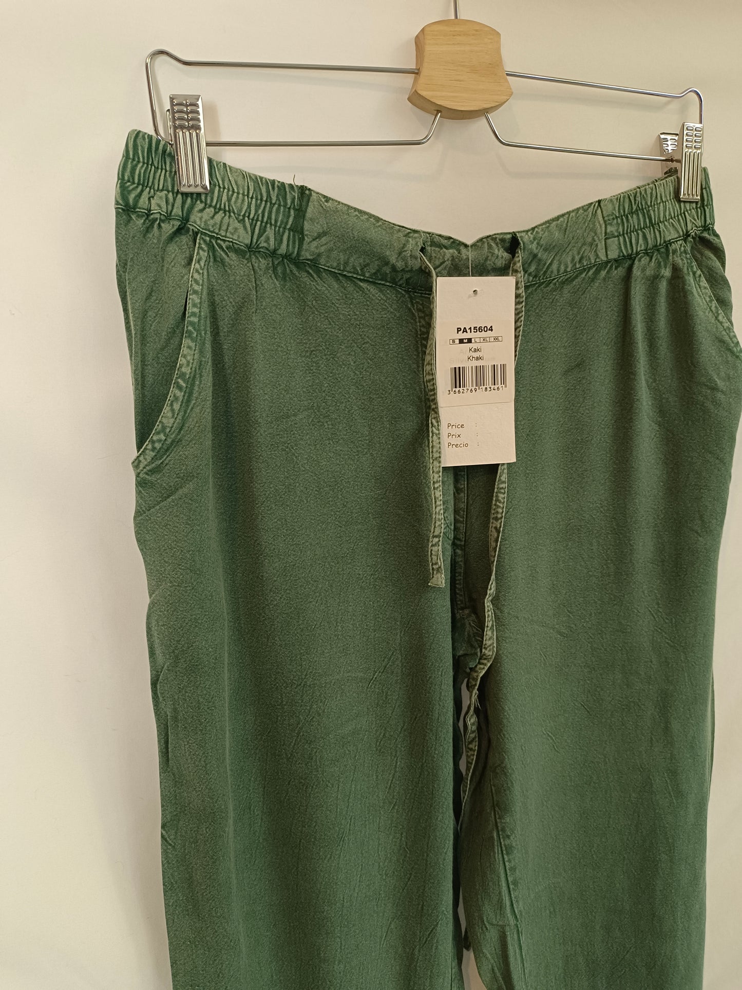 COLINE. Pantalón fluido verde T.m