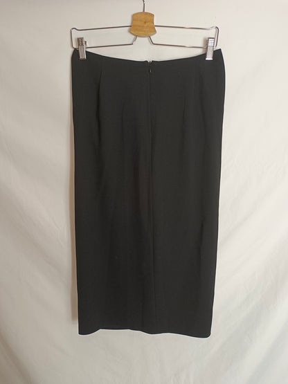 ZARA. Falda midi negra nudo T.m