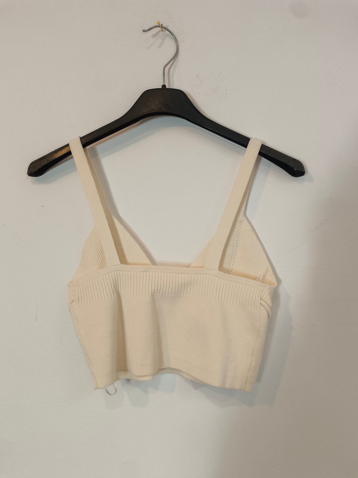 PULL&BEAR. Croptop beige canalé T.s