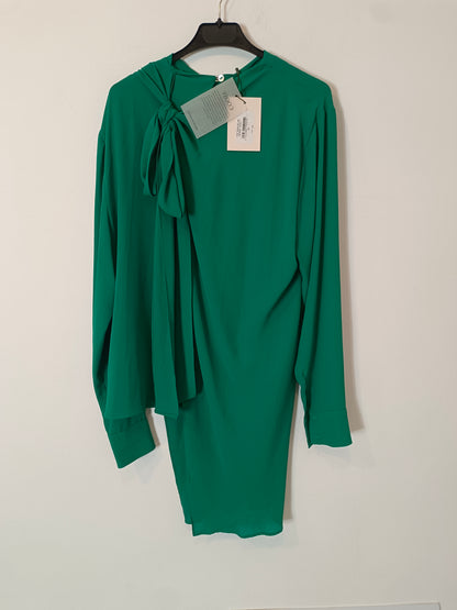 COOSY. Blusa verde asimétrica T.m