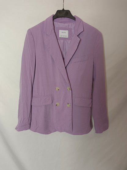 BERSHKA. Blazer fluida morada T.xs