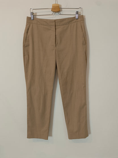 ZARA. pantalón fluido beige T.40