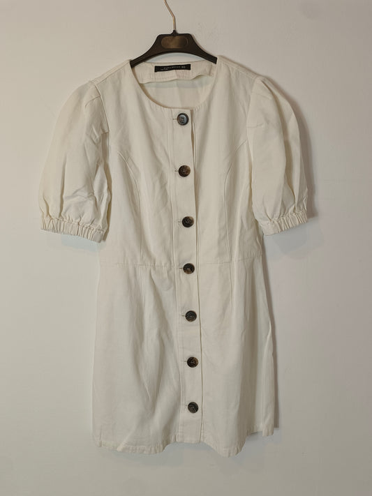 ZARA. Vestido blanco botones T.m