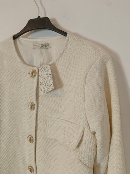 VALENTINA. Chaqueta beige textura botones T.xl