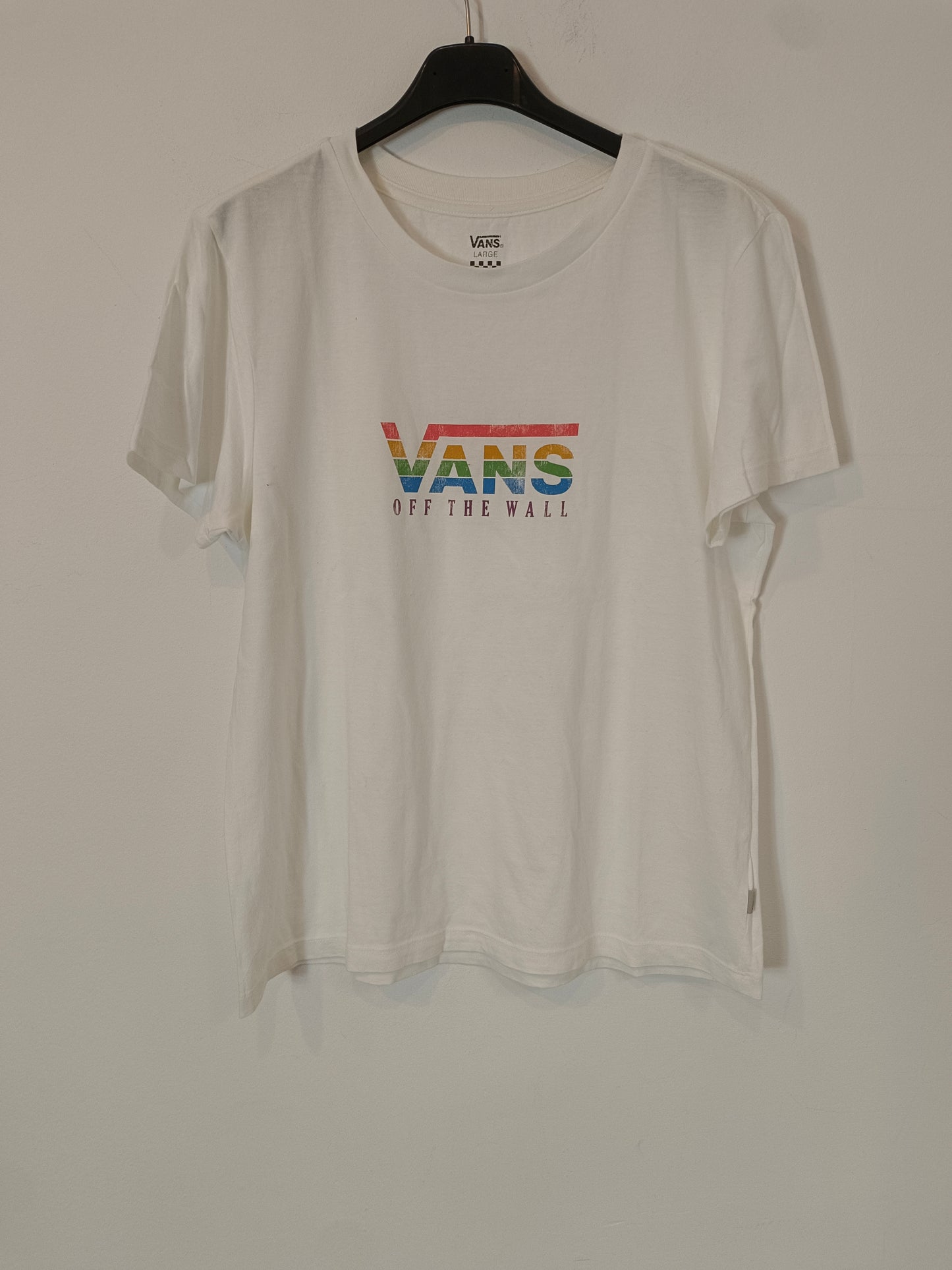 VANS. Camiseta blanca letras T.l