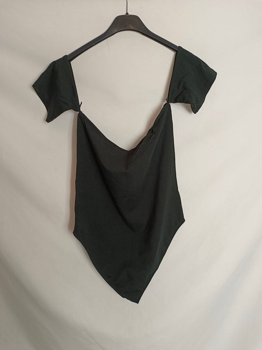 STRADIVARIUS. Body negro T.l