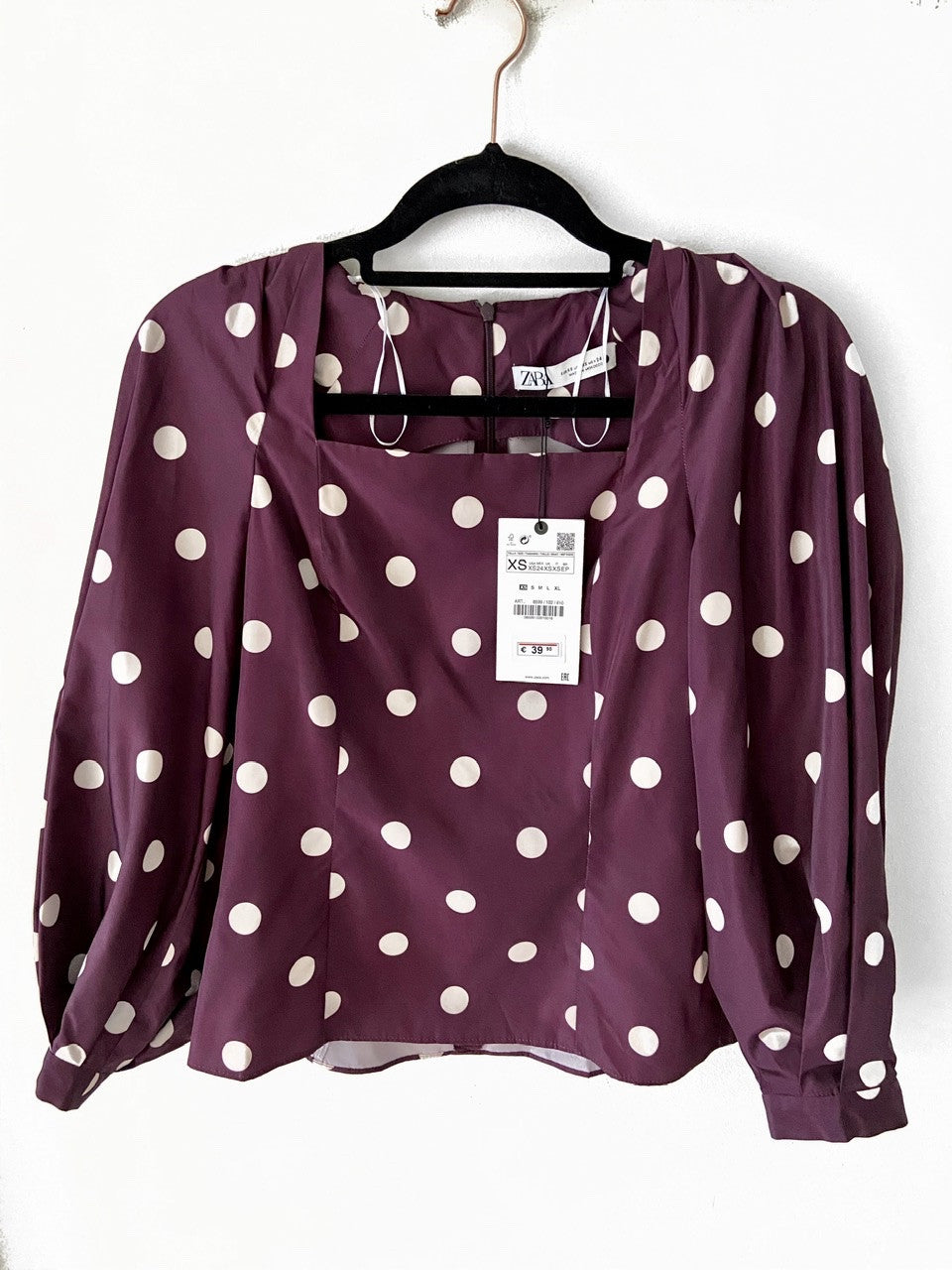 ZARA. Blusa morada lunares T.m