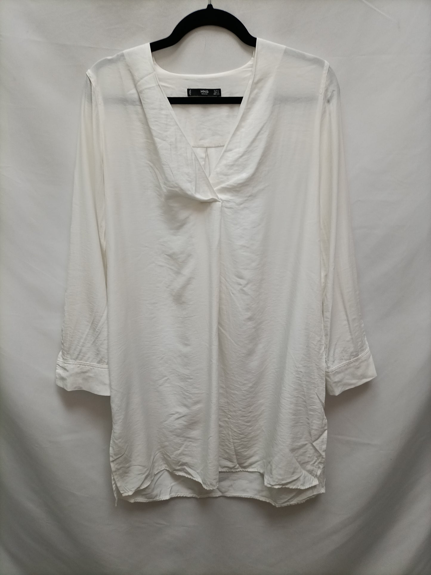 MANGO. Vestido fluido blanco T.s