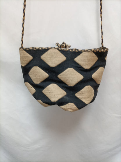 ZARA. Bolso rafia étnico