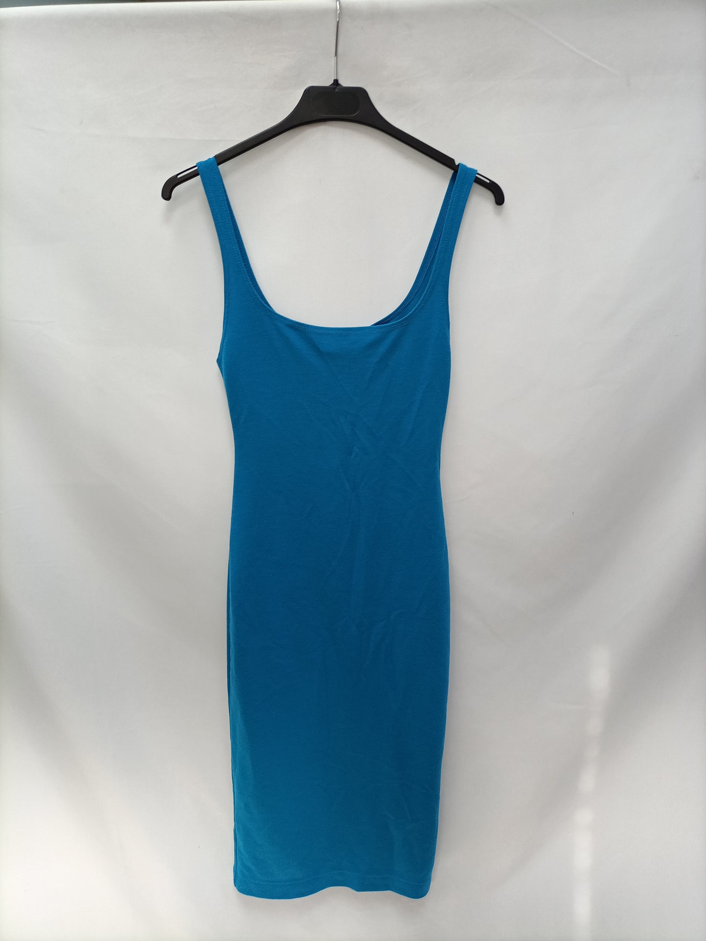 ZARA. Vestido midi ajustado T.s