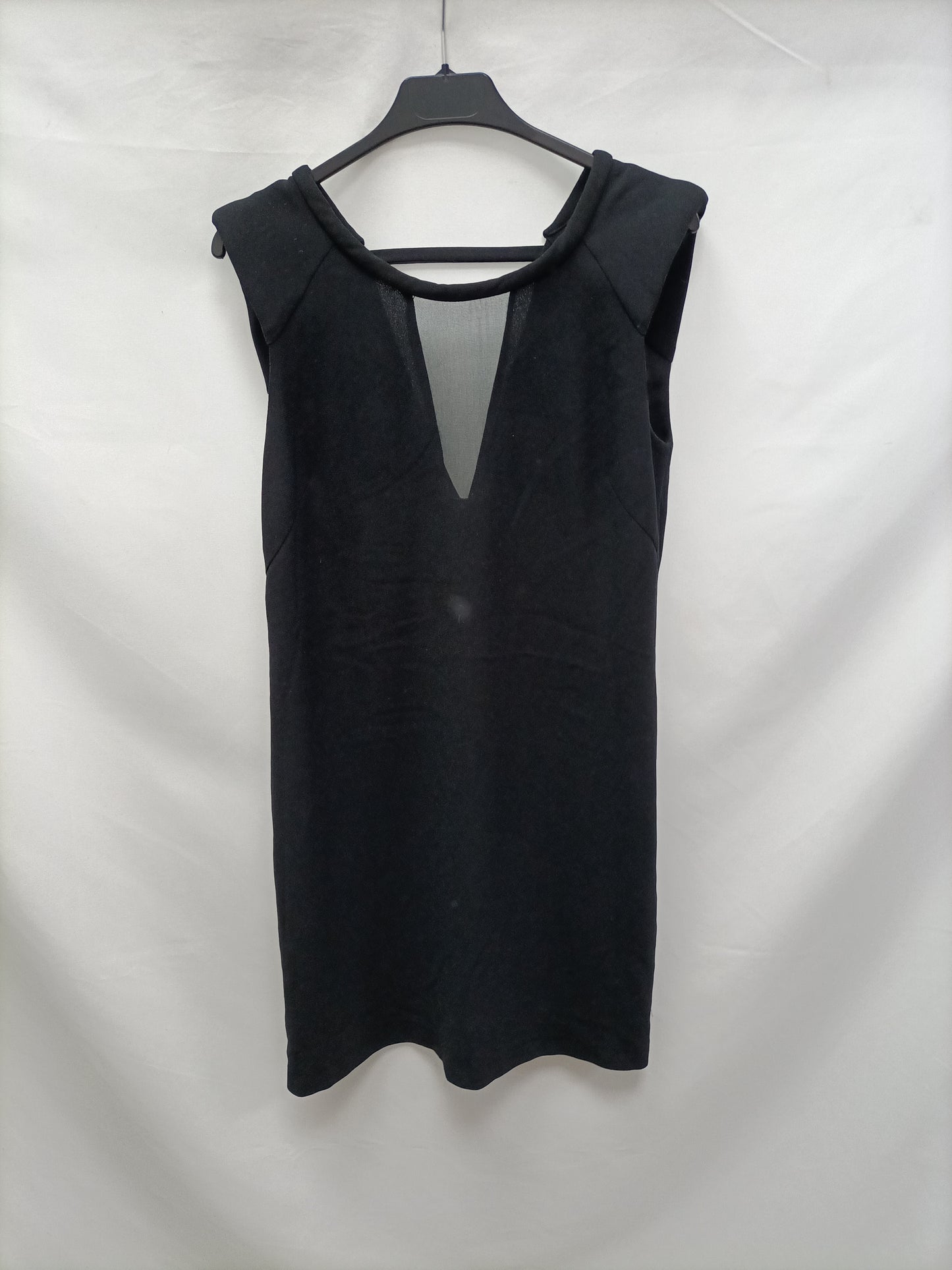 ZARA. Vestido negro espalda T.xs