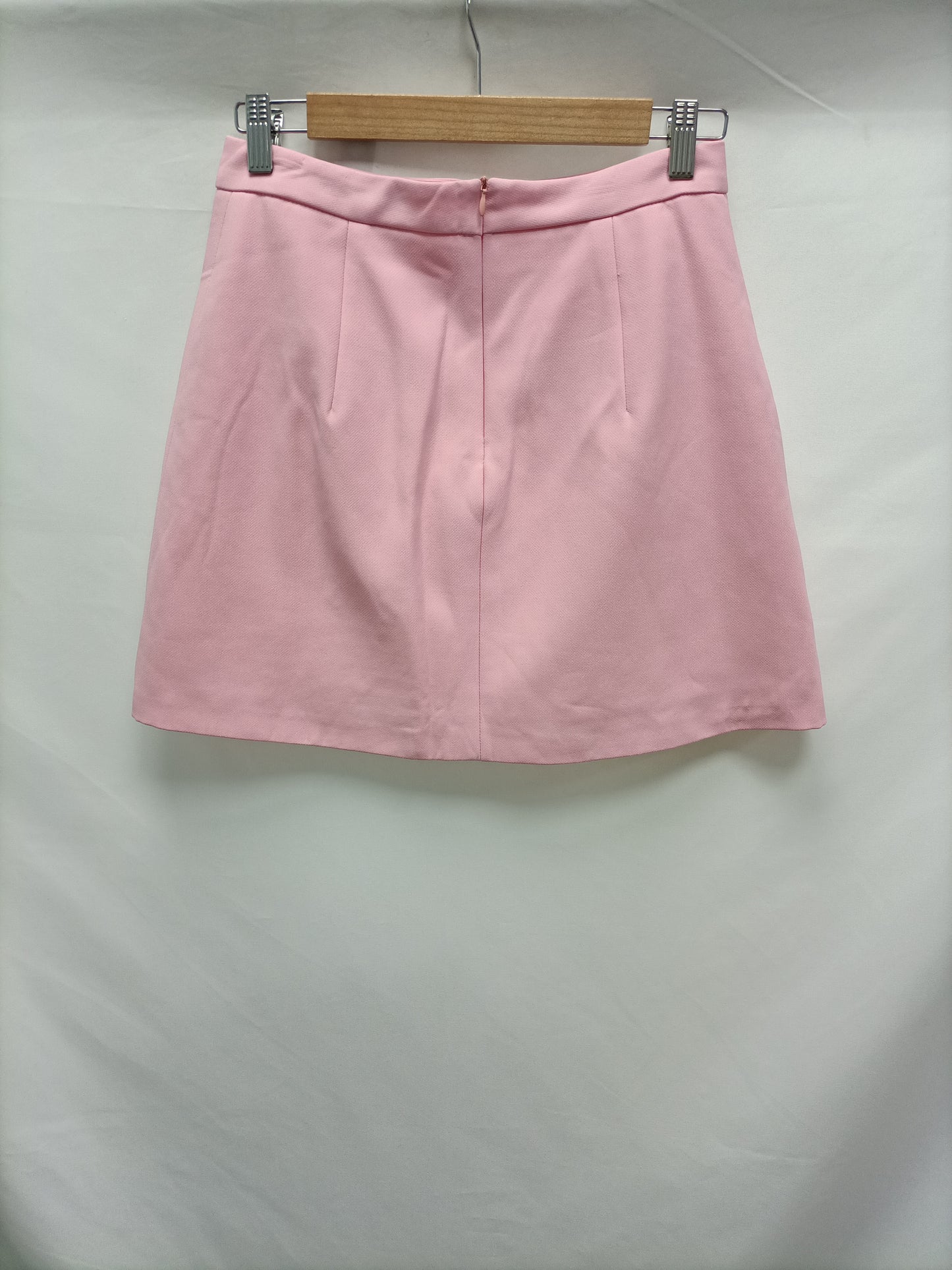 ZARA. Falda corta rosa T.s