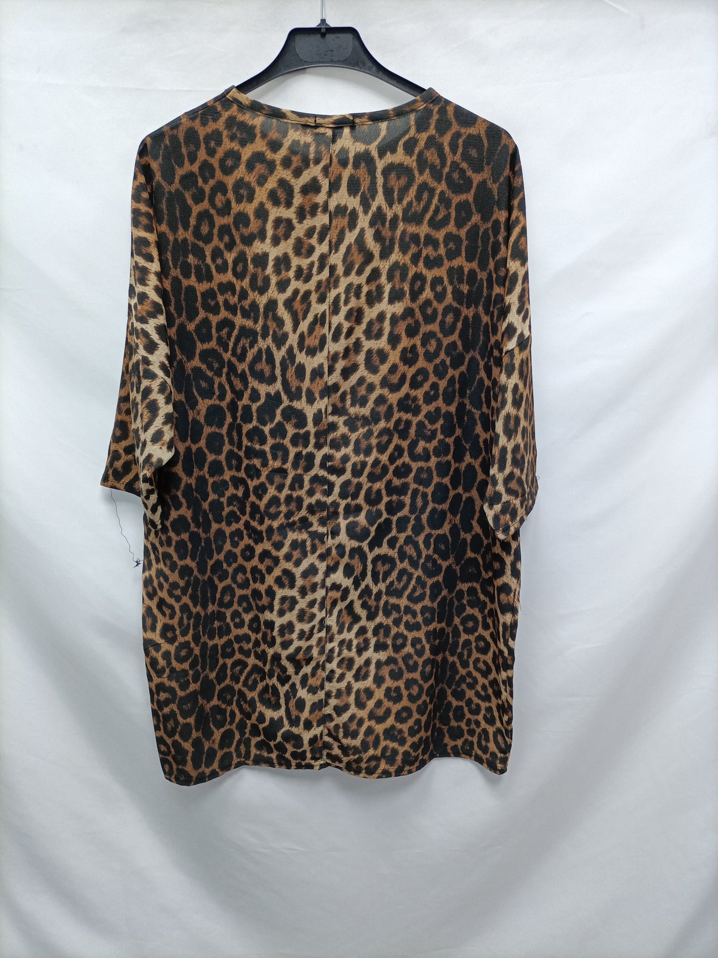 PRETTYLITTLETHINGS. Vestido animal print T.36