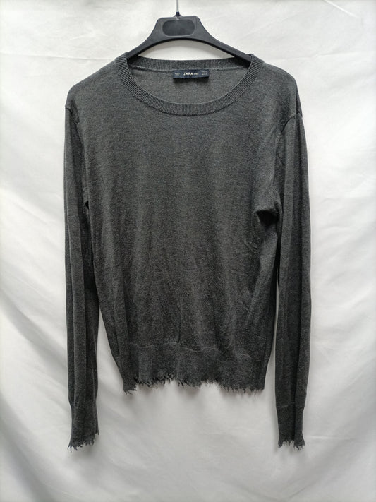 ZARA. Jersey finito gris T.m