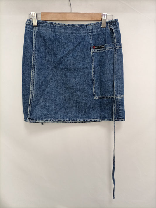 DKNY. Falda denim mini T.40 (36)