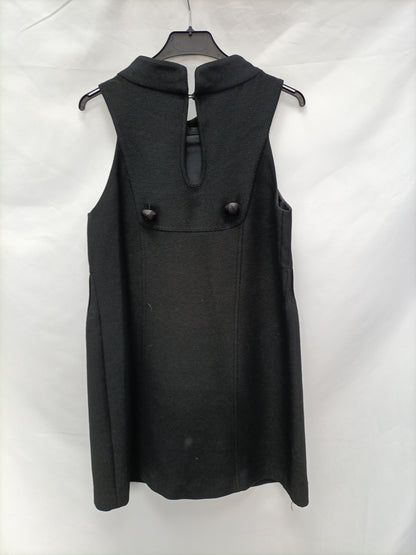 HOSS. Vestido negro botones T.40