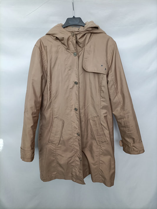 PURIFICACIÓN GARCÍA. Parka beige T.m