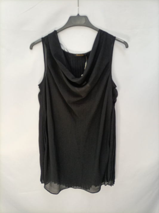 MASSIMO DUTTI. Blusa negra t.s