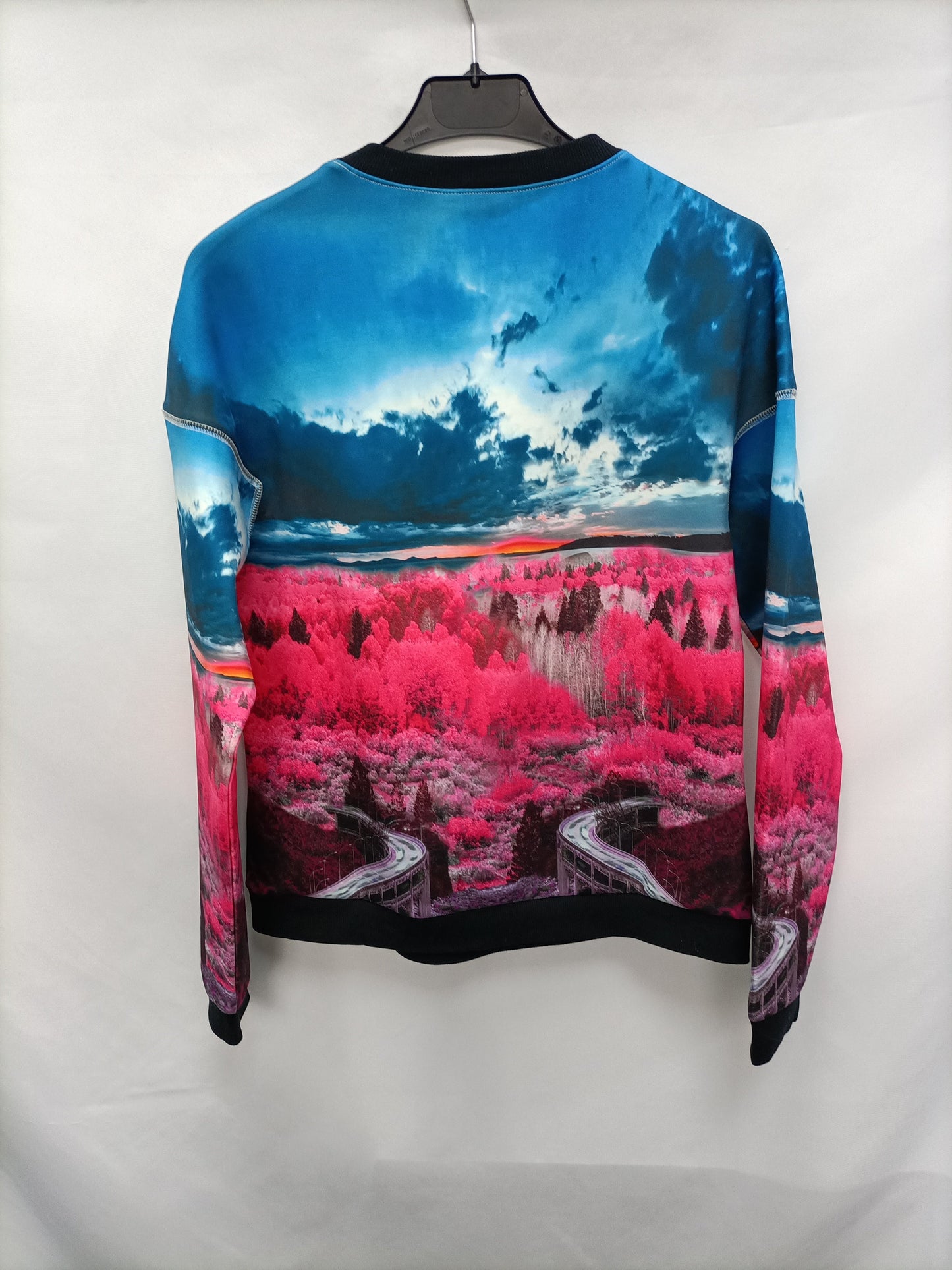 TED BAKER. Sudadera paisaje T.s