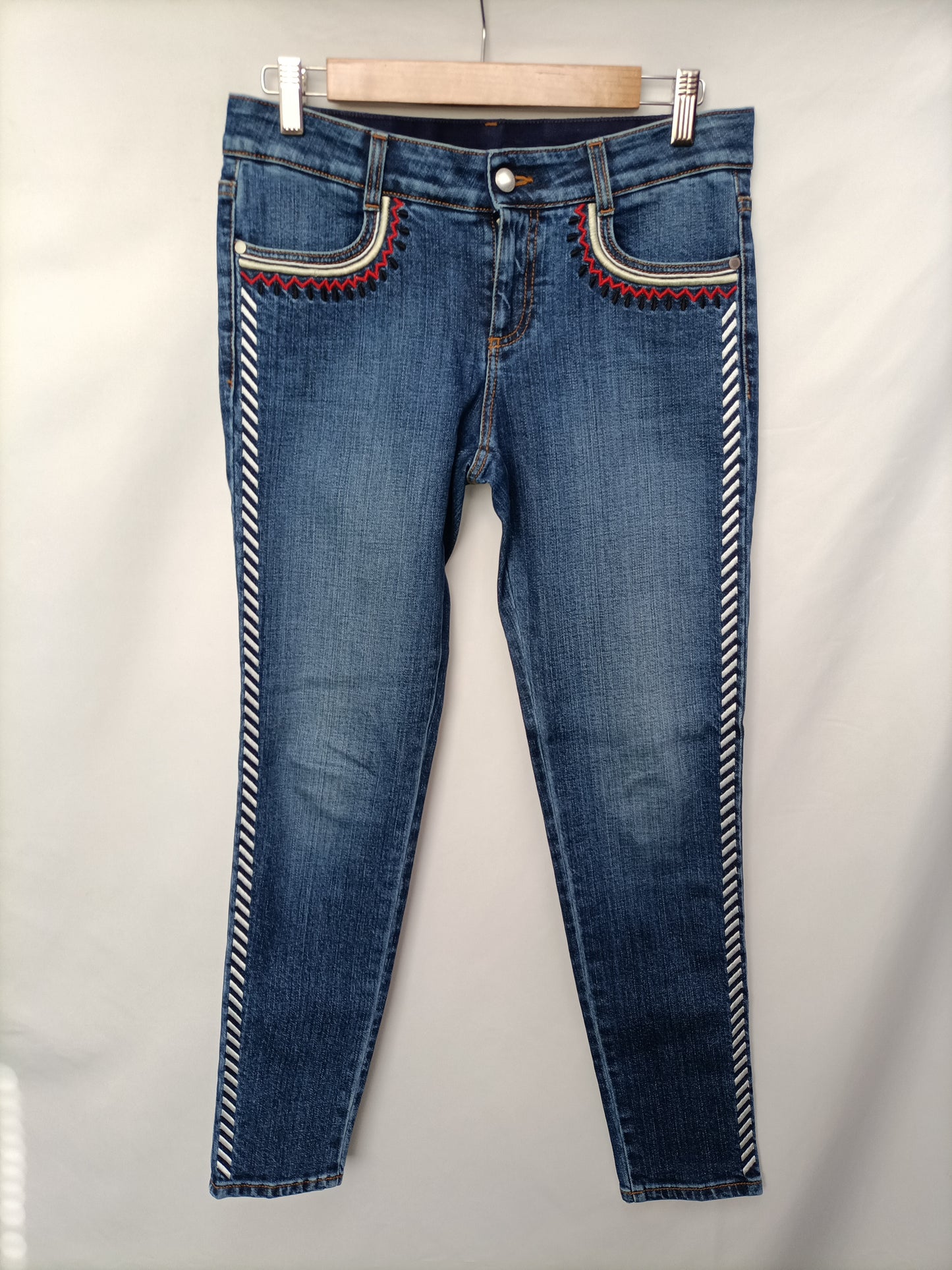 STELLA MCCARTNEY. Pantalón bordado T.40