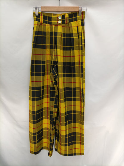 MAU LOA. Pantalón cuadros amarillo T.32