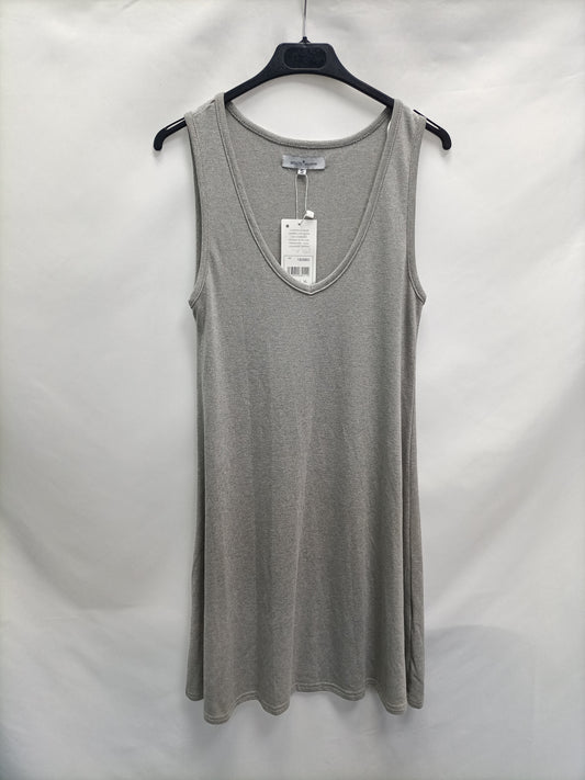 AMICHI.Vestido gris Fluido