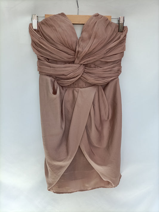 H&M.Vestido nude palabra de honor T.36