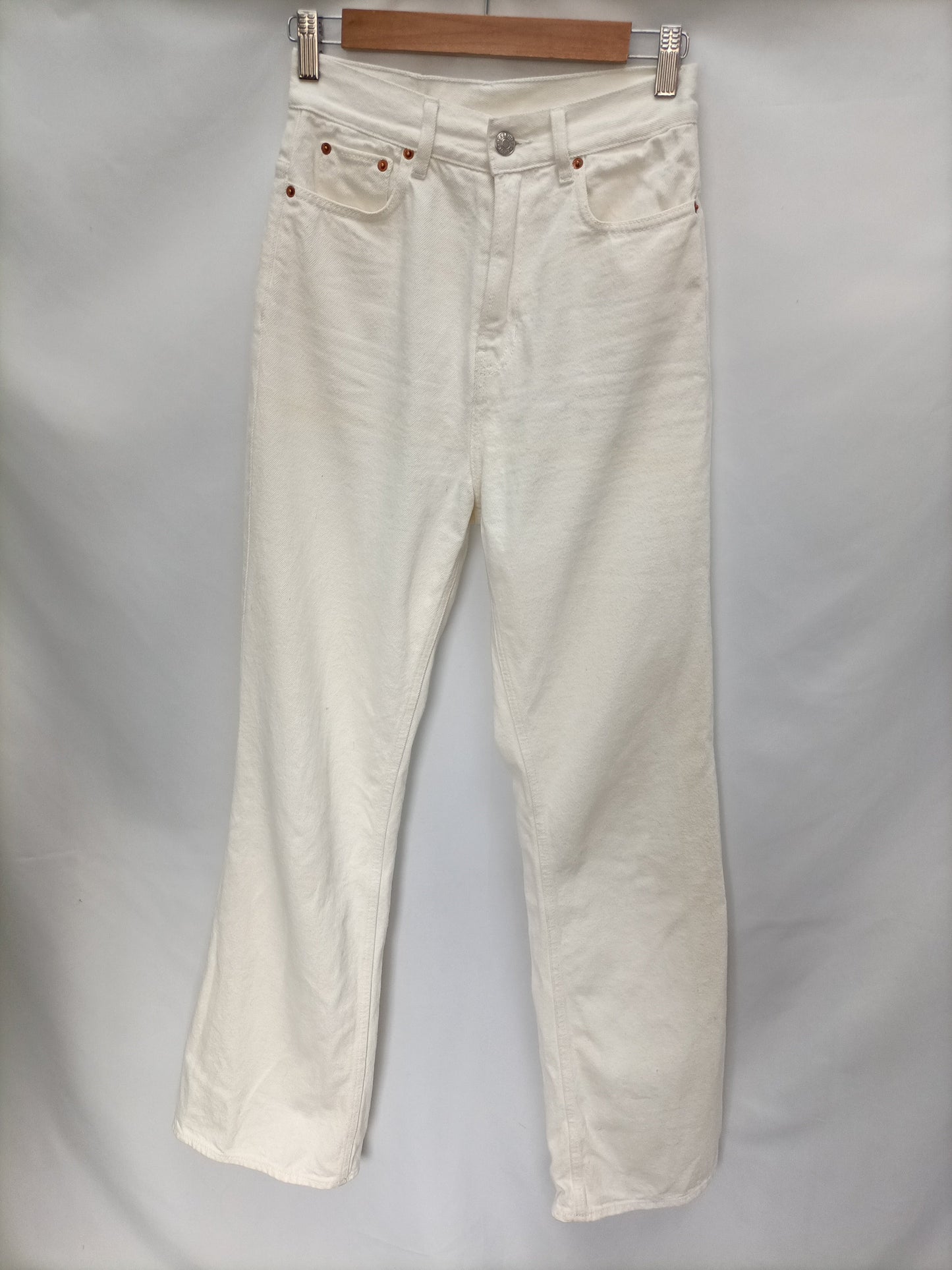 BELLEROSE. Pantalón beige acampanado T.34