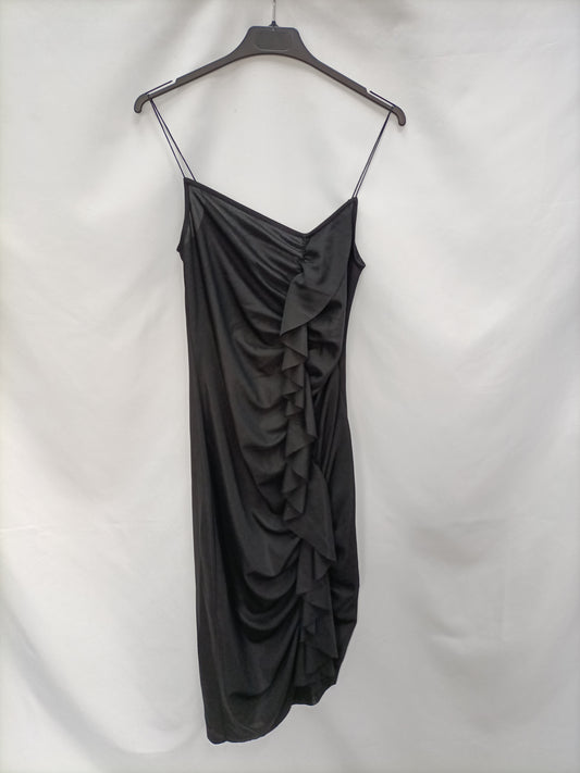 ZARA. Vestido negro fruncido T.m