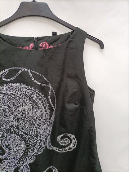 DESIGUAL. Vestido negro estampado  T.36