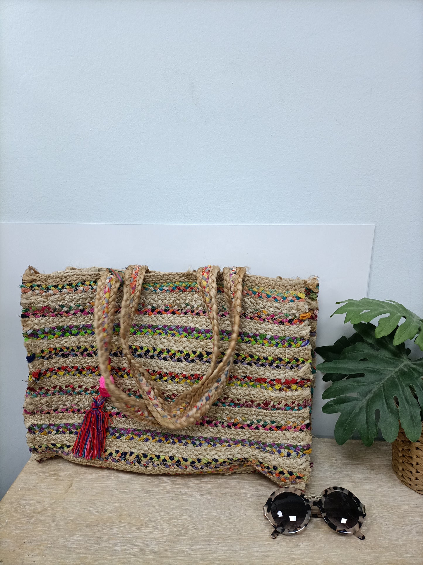 OTRAS. Bolso rafia multicolor