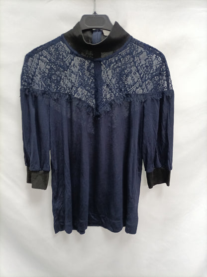 PINKO.Blusa doble textura azul y negro T.s